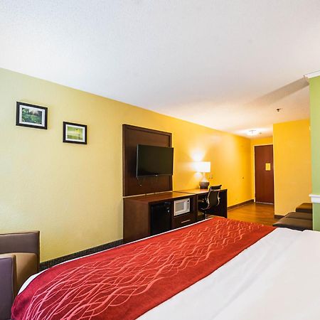 Comfort Inn & Suites Englewood Экстерьер фото