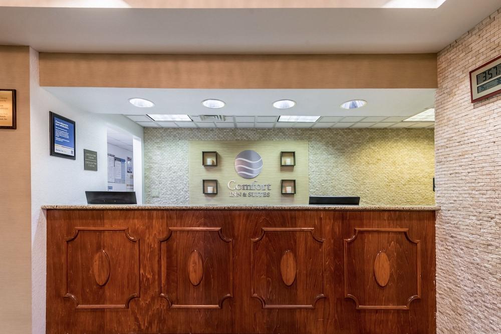 Comfort Inn & Suites Englewood Экстерьер фото