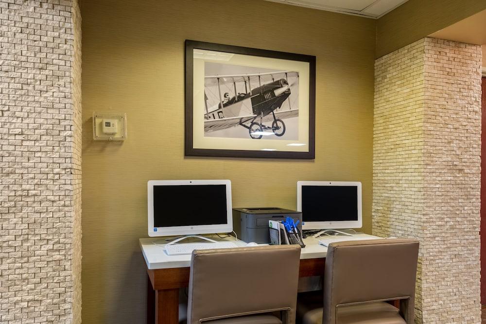 Comfort Inn & Suites Englewood Экстерьер фото