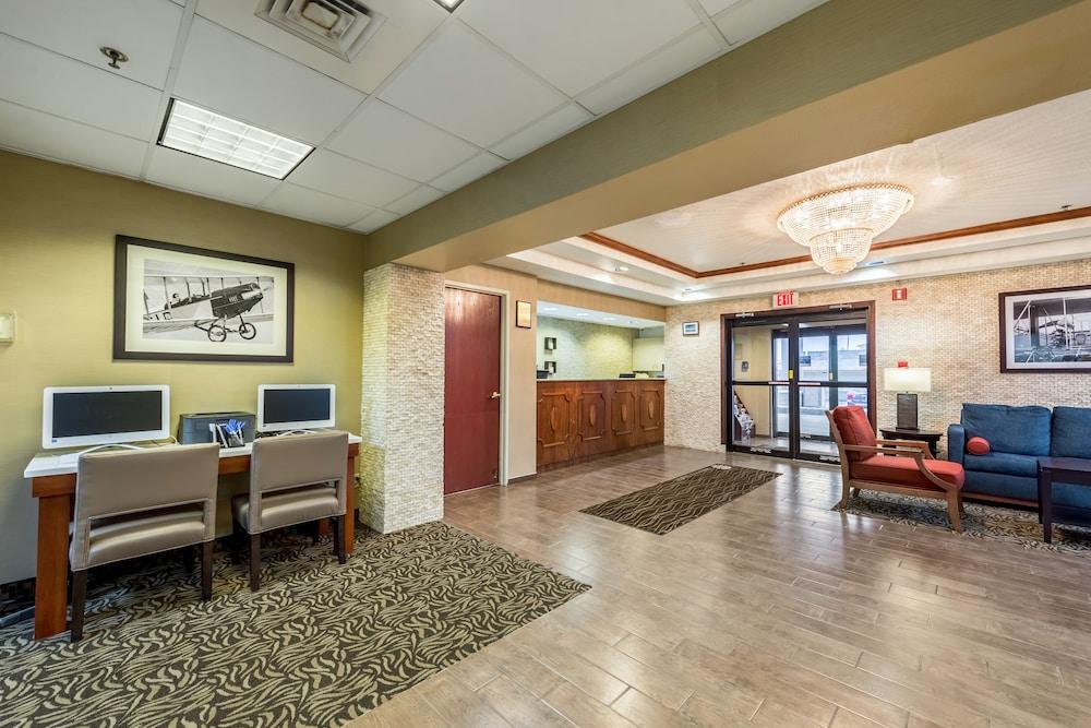 Comfort Inn & Suites Englewood Экстерьер фото