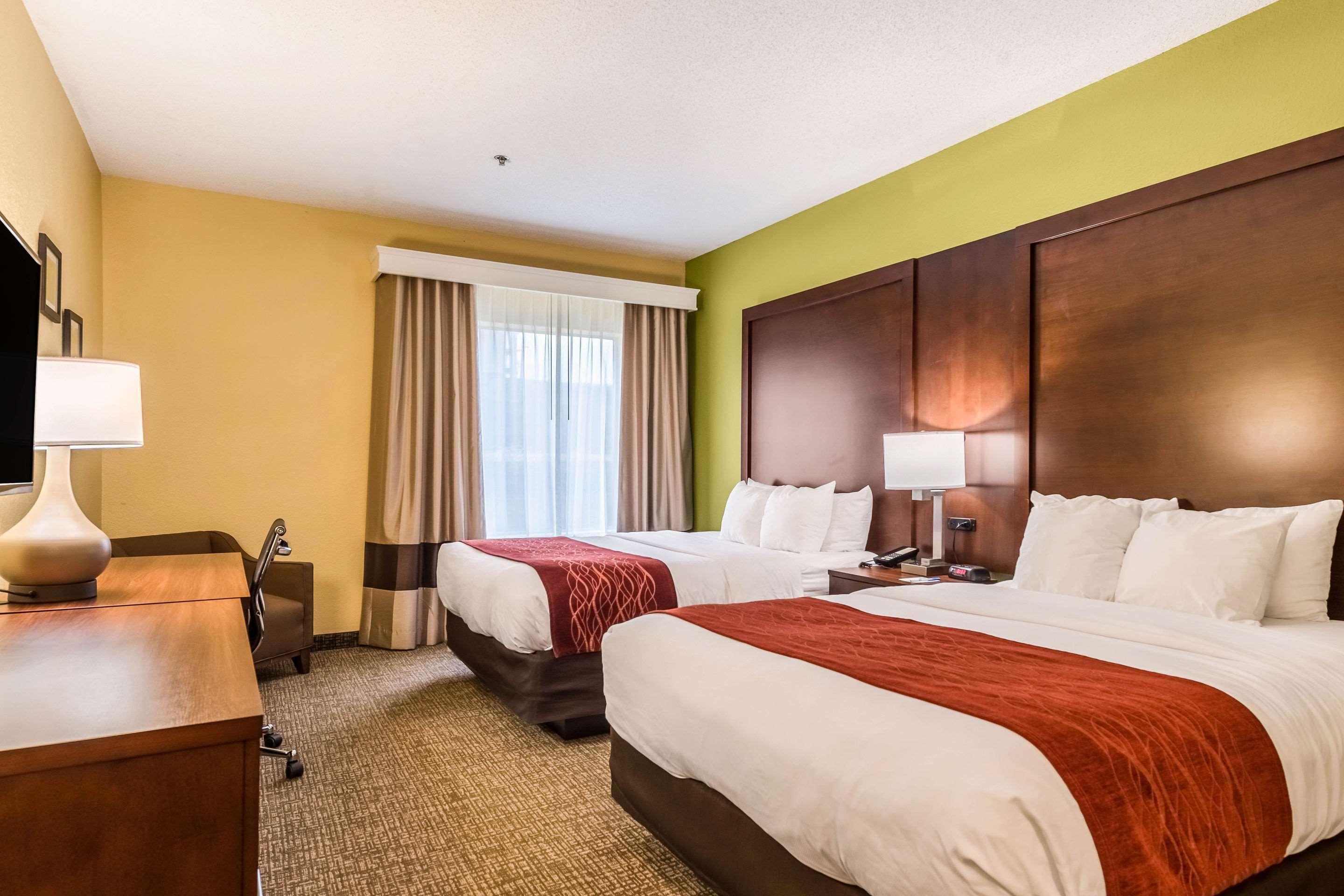 Comfort Inn & Suites Englewood Экстерьер фото