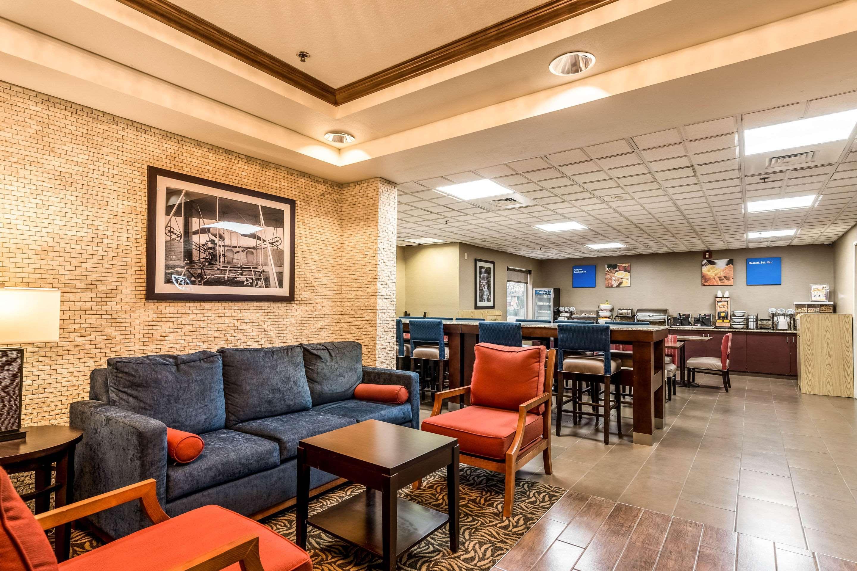 Comfort Inn & Suites Englewood Экстерьер фото