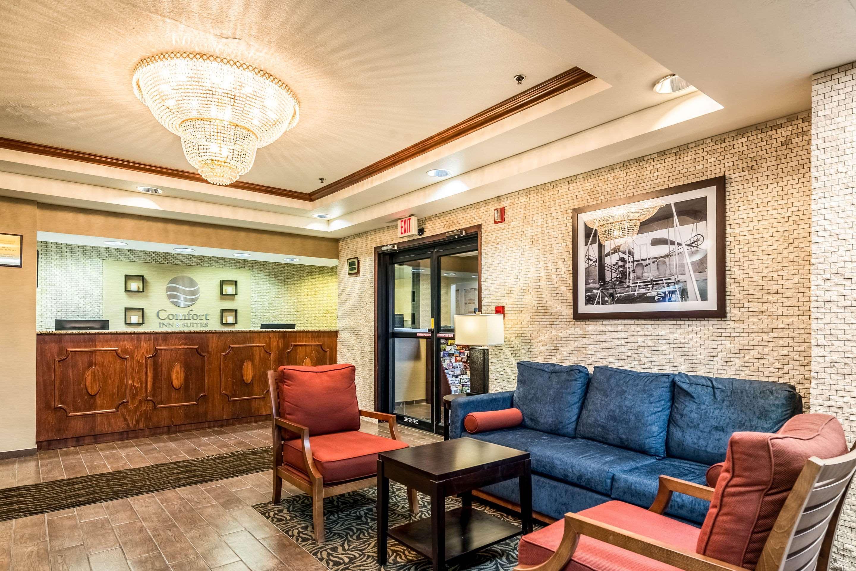 Comfort Inn & Suites Englewood Экстерьер фото