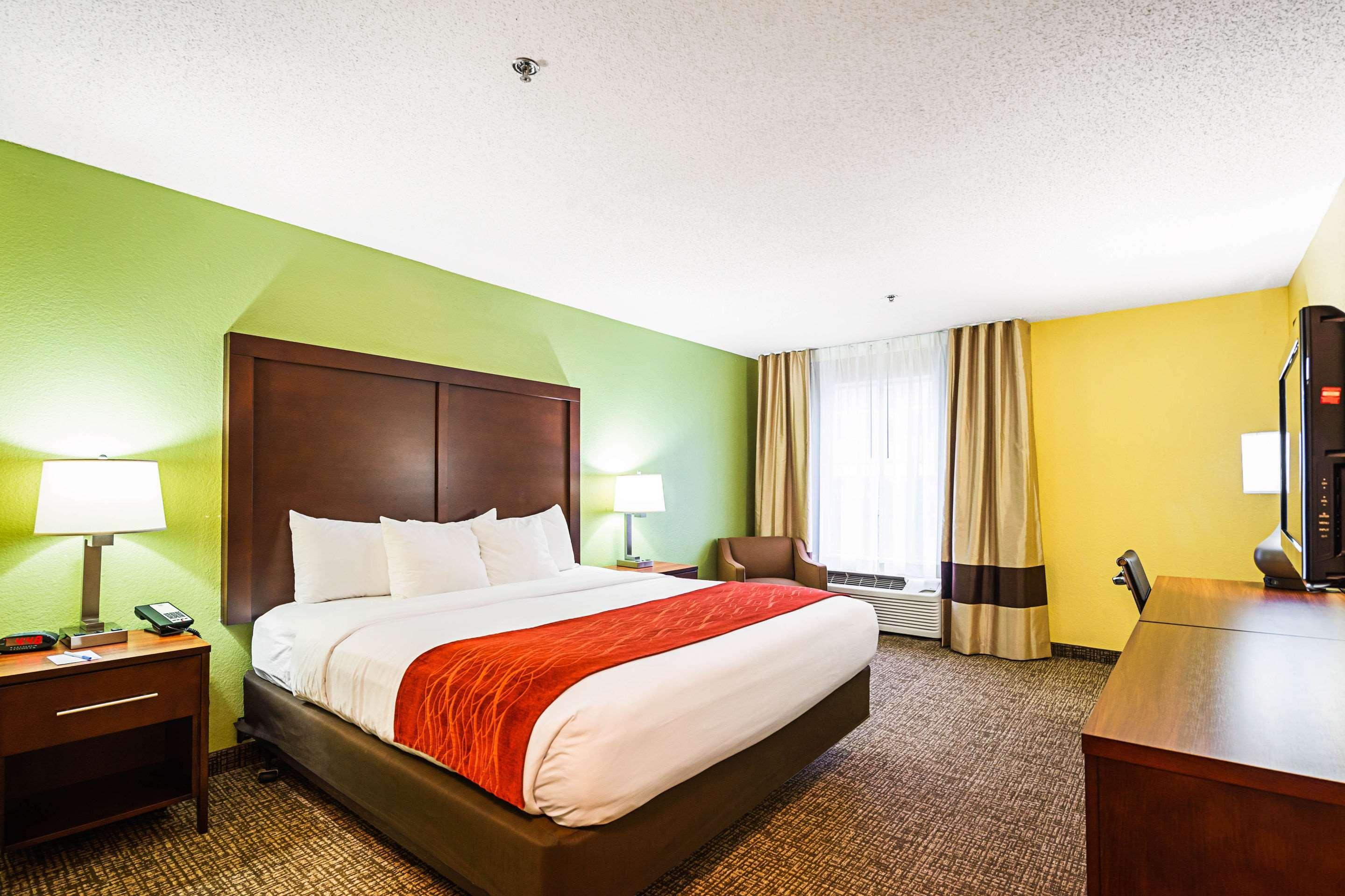 Comfort Inn & Suites Englewood Экстерьер фото