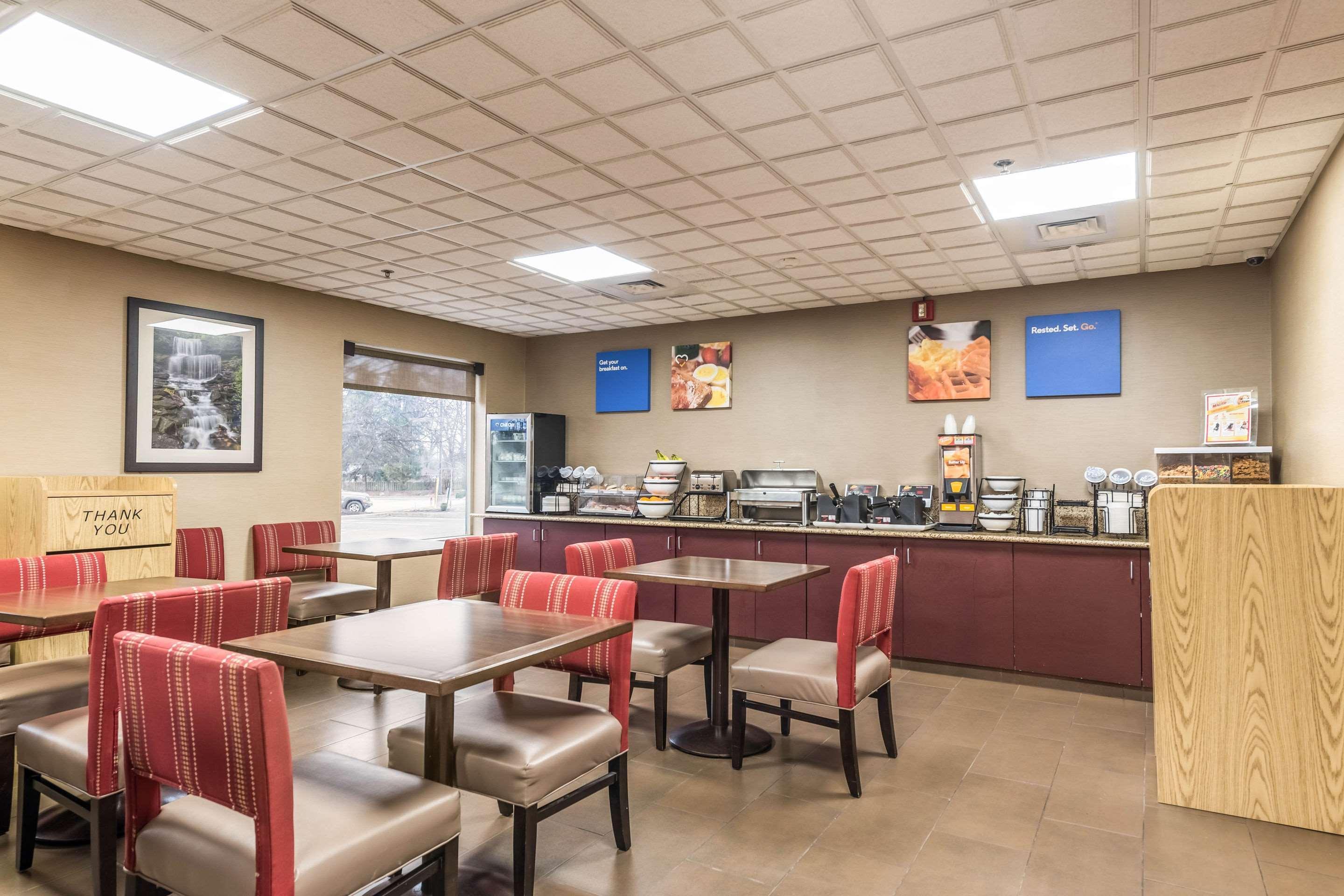Comfort Inn & Suites Englewood Экстерьер фото